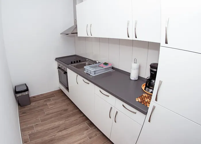 아파트 Family-friendly With Swimming Pool Biograd Na Moru, Biograd - 23912 *