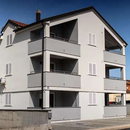 Family-friendly With Swimming Pool Biograd Na Moru, Biograd - 23912 ビオグラード・ナ・モル