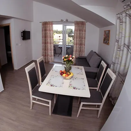 Apartment Family-friendly With Swimming Pool Biograd Na Moru, Biograd - 23912 Weißenburg