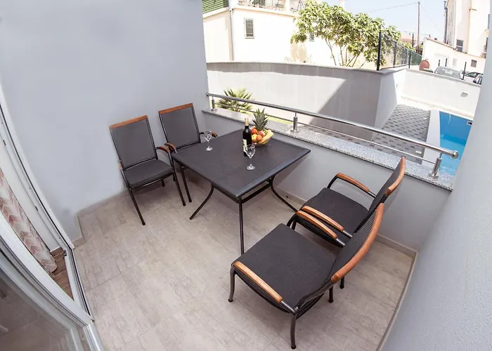 Family-friendly With Swimming Pool Biograd Na Moru, Biograd - 23912 Apartman