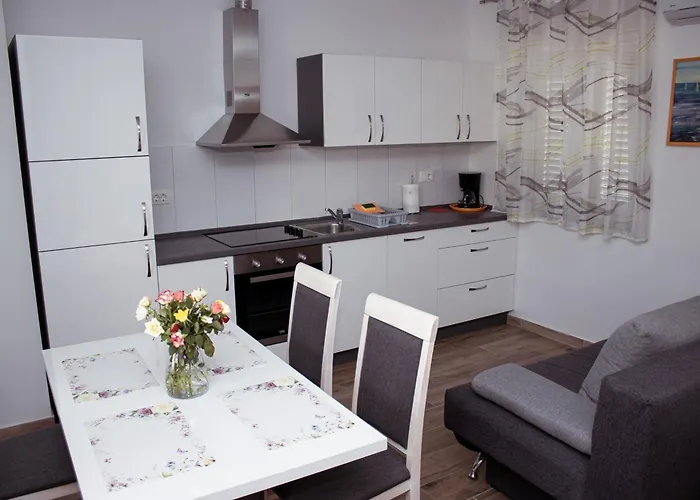 Family-friendly With Swimming Pool Biograd Na Moru, Biograd - 23912 *