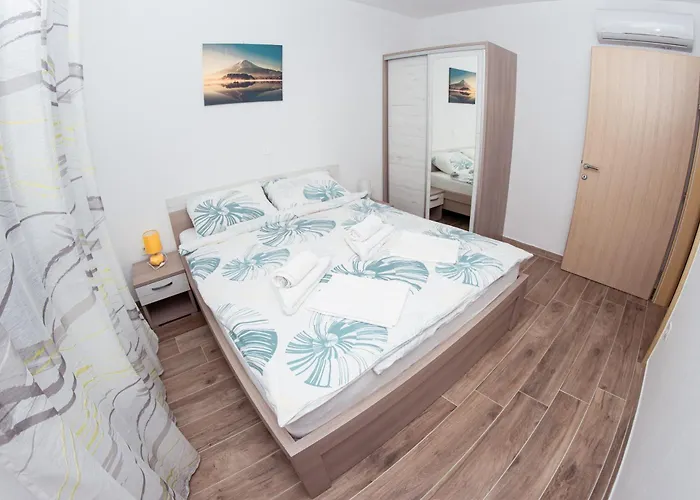 Family-friendly With Swimming Pool Biograd Na Moru, Biograd - 23912